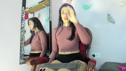 Leyna online show from 14, 9, 2025