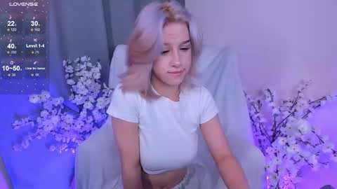 Snapshot of lezy_liza chatting on 21, 9, 2025 Lisa online show from 21, 9, 2025