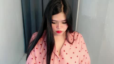 Snapshot of lhara_cumming chatting on 16, 6, 2026 LHARA online show from 16, 6, 2026