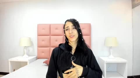 lhiamfitt online show from 22, 1, 2025