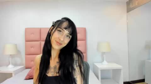 lhiamfitt online show from 31, 1, 2025