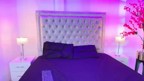 Snapshot of lia_adamsss chatting on 9, 10, 2025 Lia  online show from 9, 10, 2025