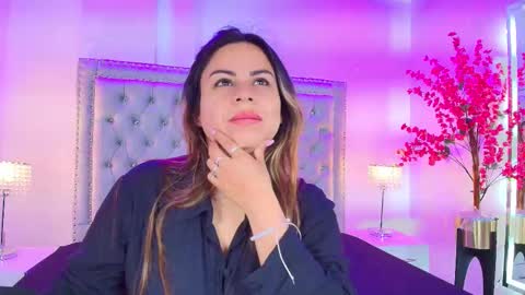 Snapshot of lia_adamsss chatting on 18, 10, 2025 Lia  online show from 18, 10, 2025
