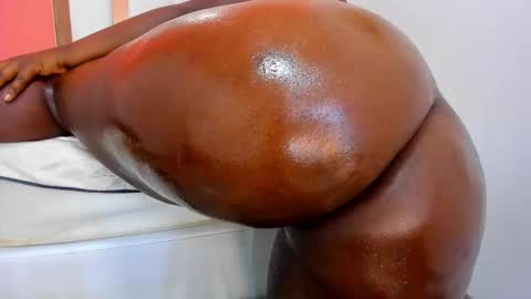Snapshot of lia_antonella69 chatting on 10, 3, 2025 karol online show from 10, 3, 2025