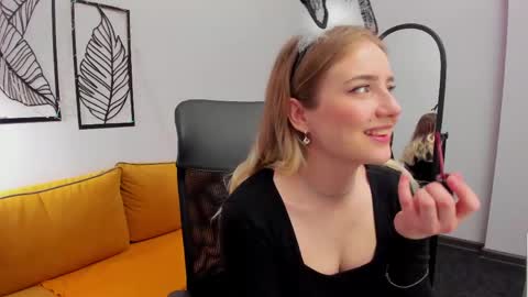 Lia online show from 21, 4, 2026