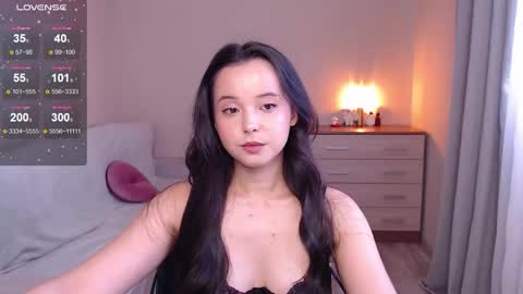 L I A online show from 12, 9, 2025