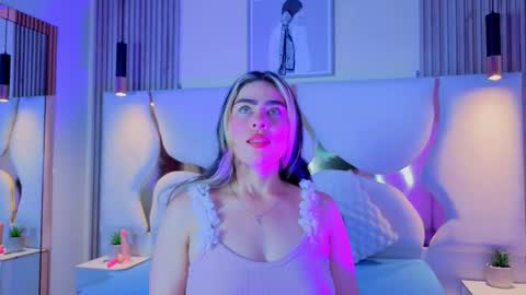 lia_jonesss online show from 6, 1, 2026