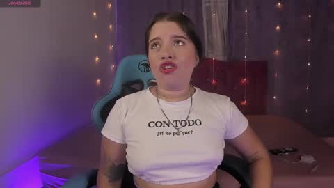 lia_little18 online show from 6, 2, 2025