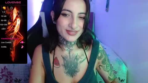 Snapshot of lia_miss2 chatting on 19, 9, 2025 lia spicy   ig online show from 19, 9, 2025