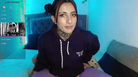 Snapshot of lia_miss2 chatting on 20, 10, 2025 lia spicy   ig online show from 20, 10, 2025