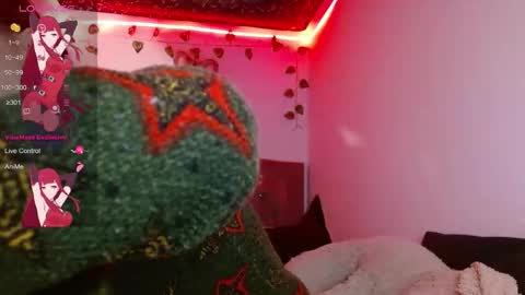 Snapshot of lia_miss2 chatting on 28, 11, 2025 lia spicy ig online show from 28, 11, 2025