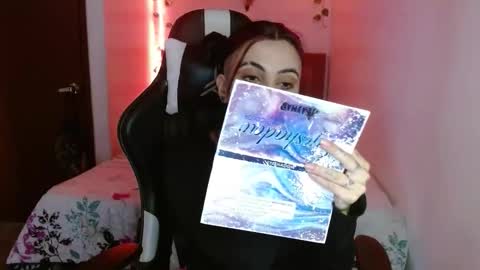 Snapshot of lia_miss2 chatting on 19, 12, 2025 lia spicy ig online show from 19, 12, 2025