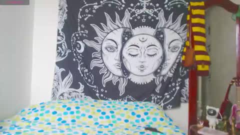 Lia Monroe online show from 10, 11, 2025