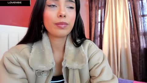 lia_morett online show from 20, 10, 2025