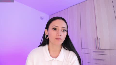 Little Queen Lia  online show from 2, 12, 2024