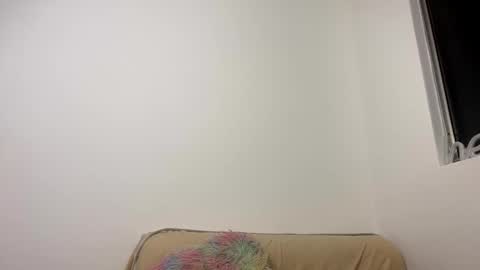 Little Queen Lia  online show from 13, 5, 2026