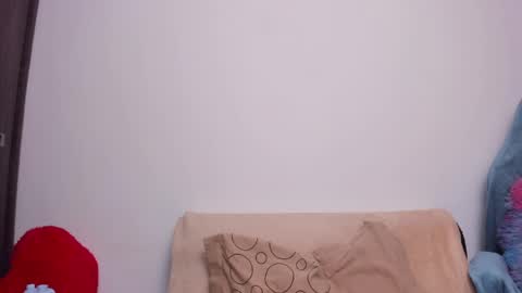 Little Queen Lia  online show from 29, 5, 2026