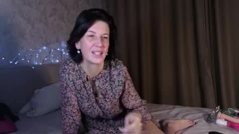 lia_reyn online show from 16, 11, 2025