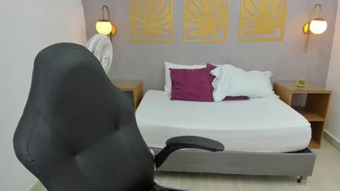 Lia  online show from 28, 12, 2024