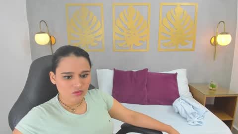Lia  online show from 4, 1, 2025