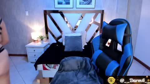 Alejandra online show from 4, 2, 2026