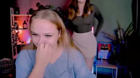 Snapshot of lia_sunset chatting on 20, 9, 2025 Lia online show from 20, 9, 2025
