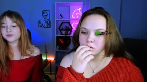 Snapshot of lia_sunset chatting on 2, 10, 2025 Lia online show from 2, 10, 2025