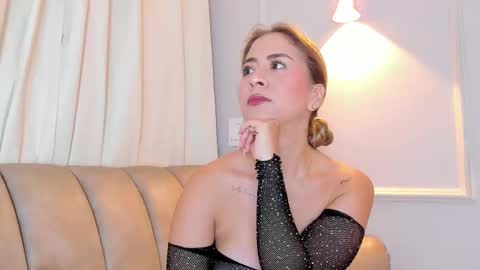 Snapshot of lia_walton__ chatting on 7, 2, 2026 liz walton online show from 7, 2, 2026