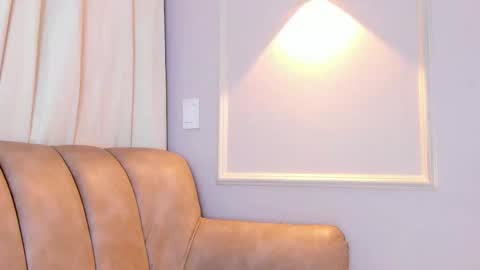 Snapshot of lia_walton__ chatting on 28, 2, 2026 liz walton online show from 28, 2, 2026