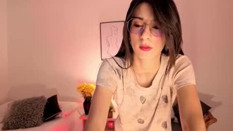 Snapshot of liaaa___ chatting on 17, 10, 2025 Lia  online show from 17, 10, 2025