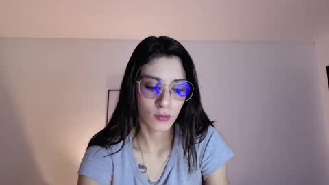 Lia  online show from 1, 11, 2025