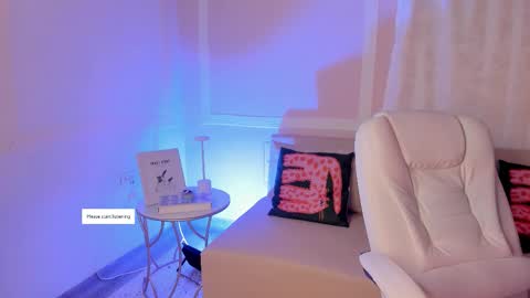 Snapshot of liaamoon_ chatting on 12, 2, 2026 Lia online show from 12, 2, 2026