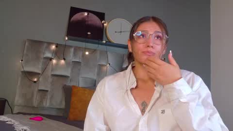 L I A   online show from 16, 5, 2026