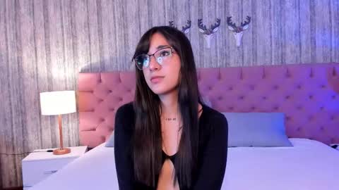 Snapshot of liaaturner chatting on 7, 1, 2026 liaa turner online show from 7, 1, 2026