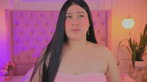 Lia Cox online show from 10, 5, 2026