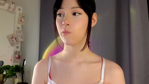 Lia  online show from 23, 12, 2024