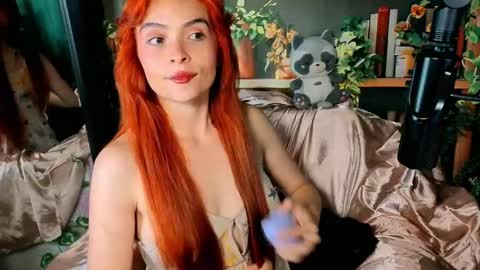 Liah  online show from 5, 2, 2025