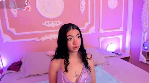 Lia lovet online show from 4, 5, 2026