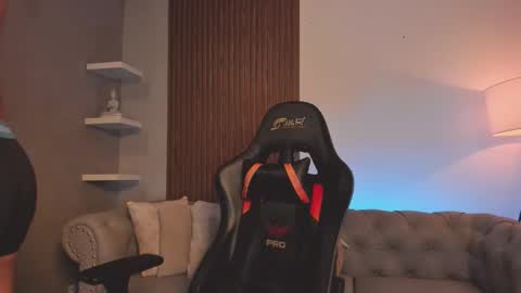 Liam Collins online show from 21, 2, 2026