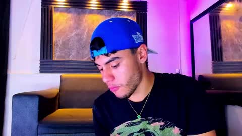 liam_genner online show from 12, 10, 2025