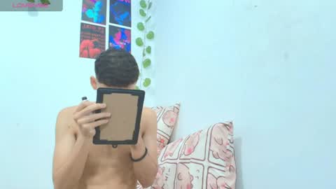 Snapshot of liam_honey18 chatting on 9, 7, 2026 liam_honey18 online show from 9, 7, 2026
