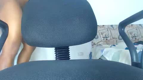 Snapshot of liam_igor chatting on 16, 11, 2025 liam online show from 16, 11, 2025