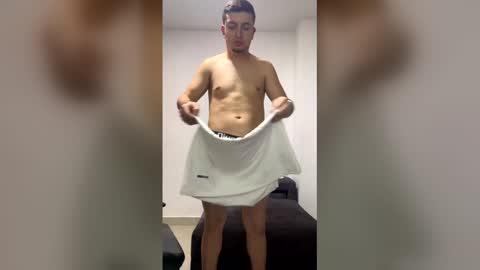 liam_jones10 online show from 19, 12, 2025