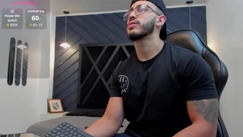 LIAM KLEIN online show from 29, 10, 2025