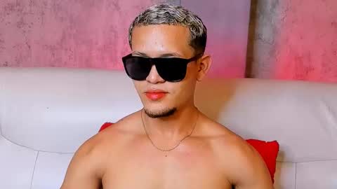 liam_knight online show from 22, 12, 2025