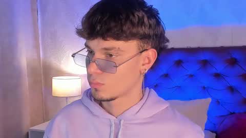 LIAM  online show from 8, 1, 2025