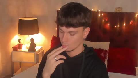 LIAM  online show from 25, 1, 2025