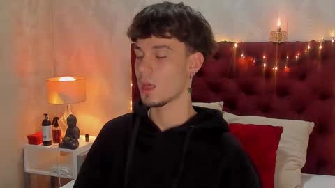 LIAM  online show from 29, 1, 2025