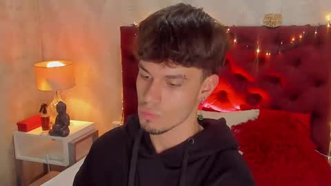 LIAM  online show from 29, 1, 2025