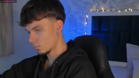 LIAM  online show from 4, 2, 2025